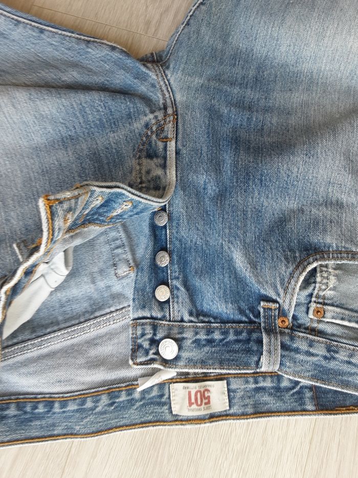 Pantalon jean marque Levi s strauss taille w  34 l 30 fermeture bouton - photo numéro 9