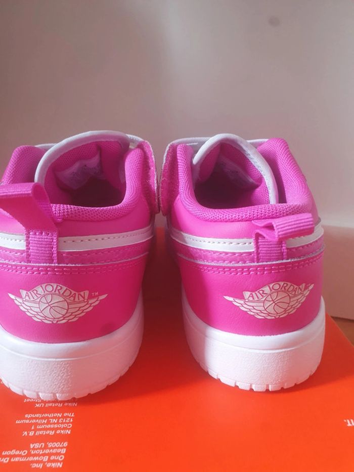 Nike Air Jordan 1 "Pink"(34) - photo numéro 5
