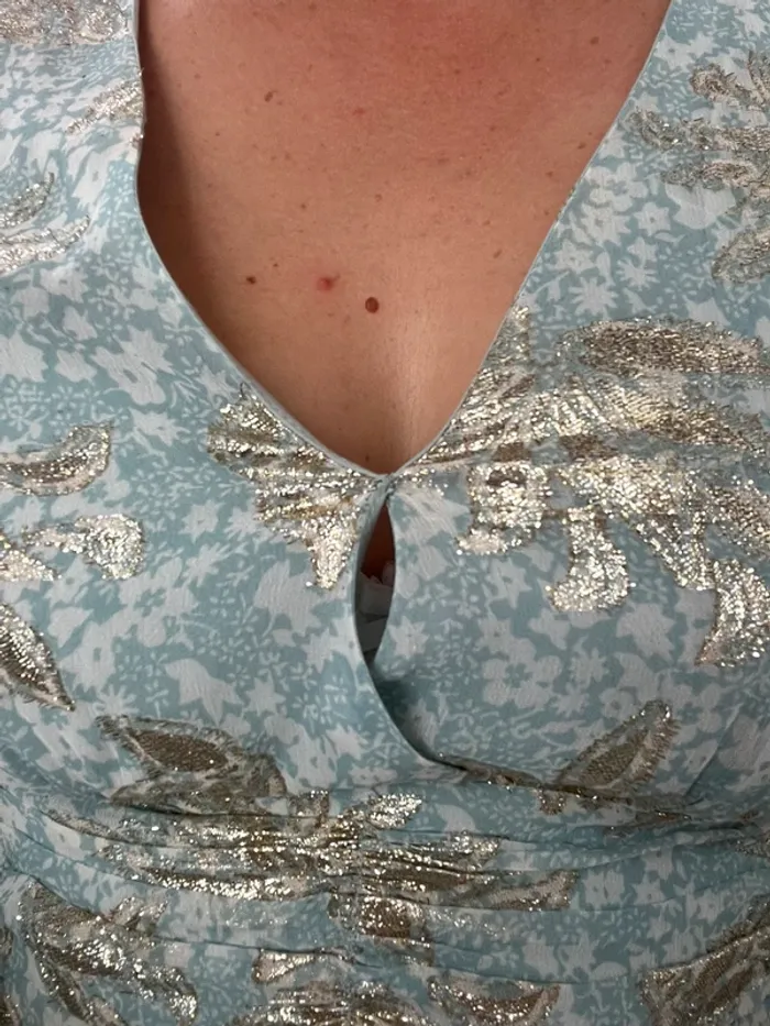 Robe longue brillante - photo numéro 6