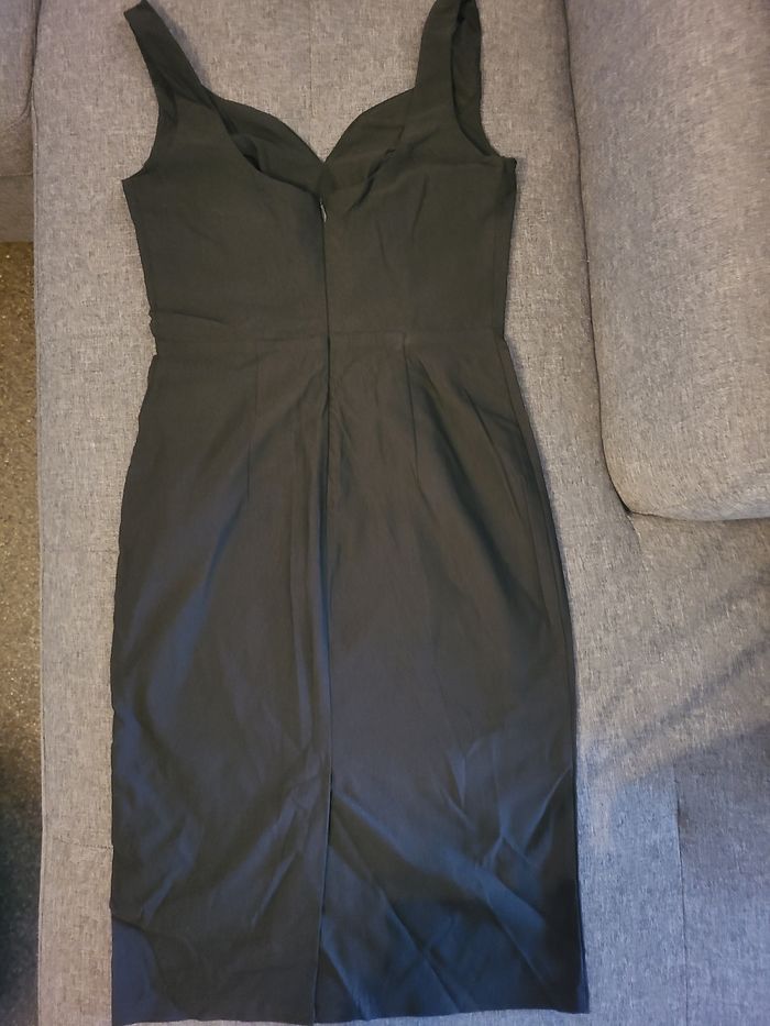 Robe noir - photo numéro 2