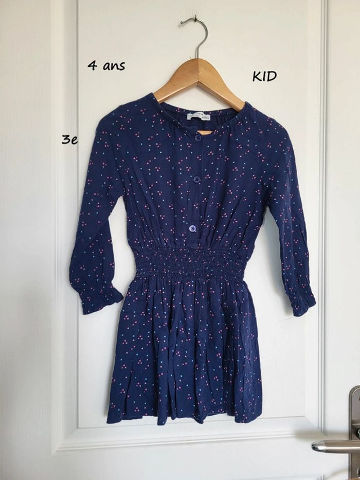 Robe 👗  Kid 4 ans