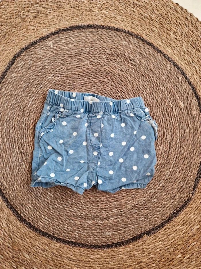 Joli short Orchestra taille 23mois