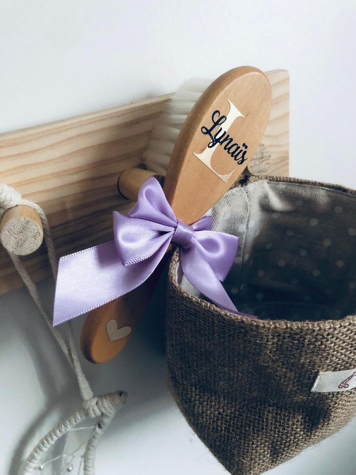 2 brosses bébé