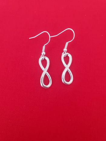 Boucles d'oreilles pendante argenté  amour infini éternel