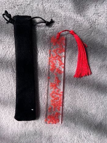 Marque page - bulle - boule - rouge - transparent