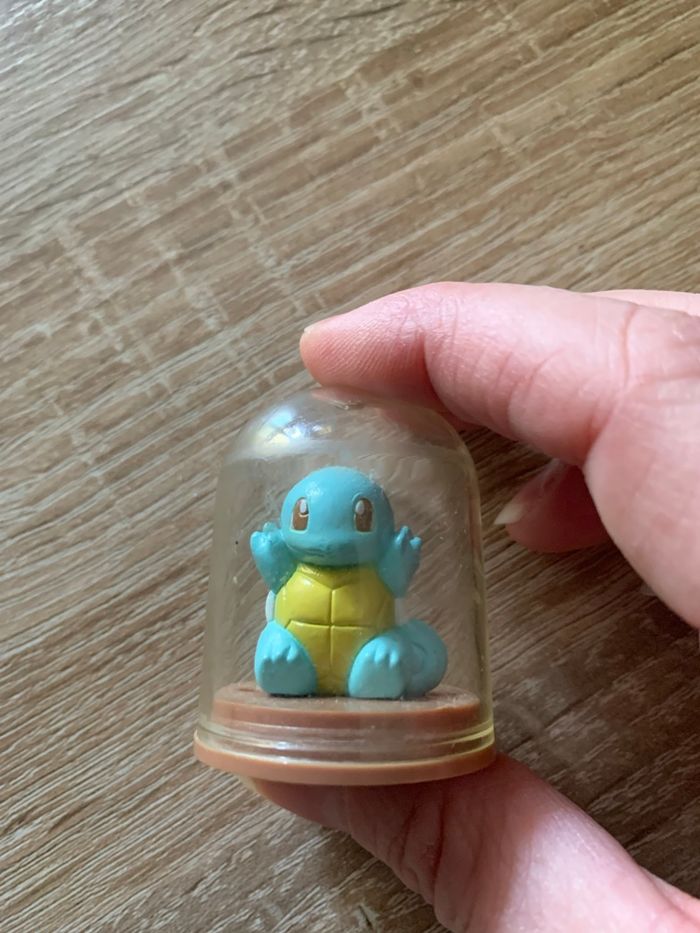 Figurine sous cloche Pokémon Carapuce de 2000 - photo numéro 2