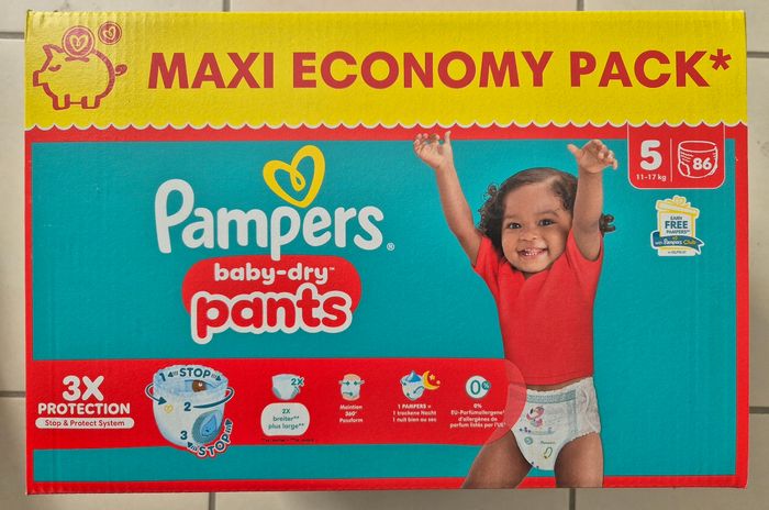Couches pampers baby dry pants T5