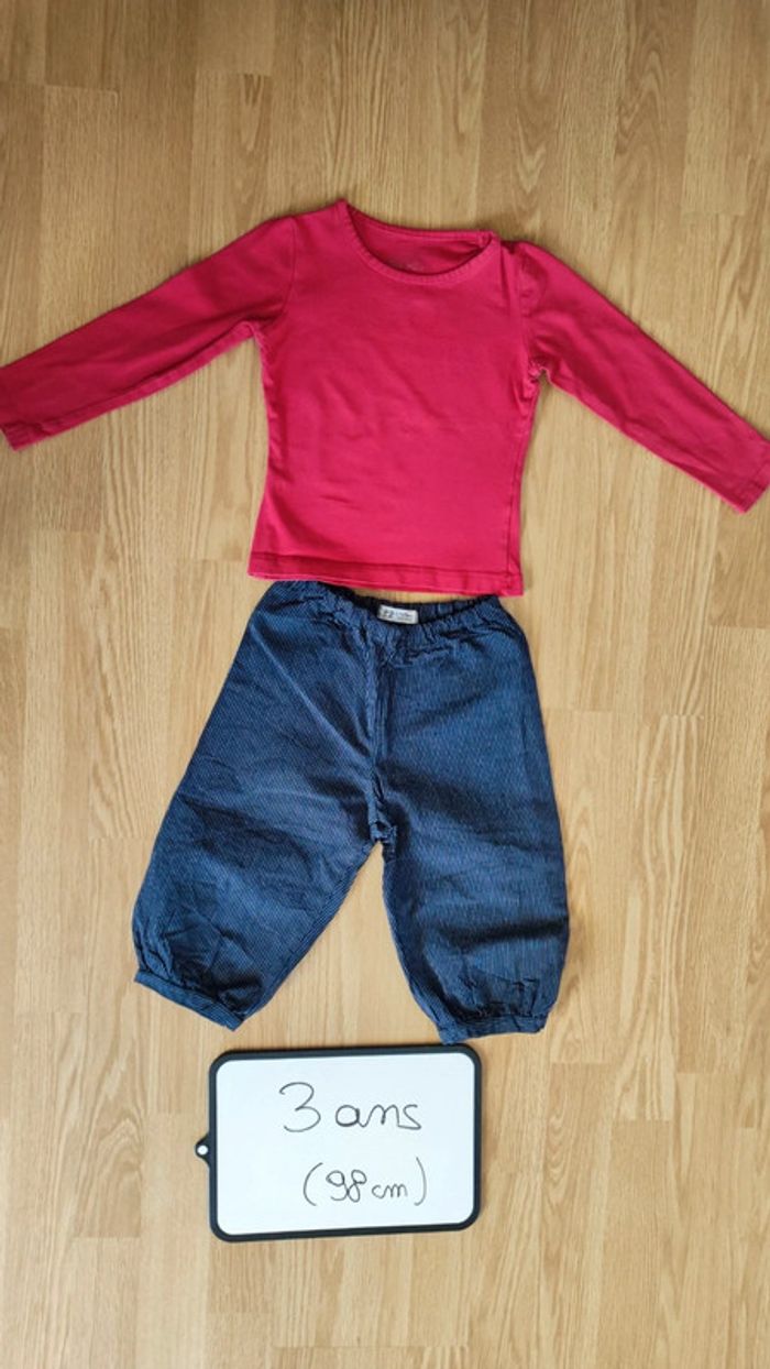T-shirt et pantalon taille 3 ans
