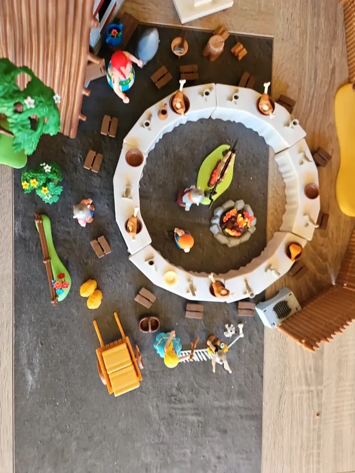 Village playmobil astérix et obelix - photo numéro 4