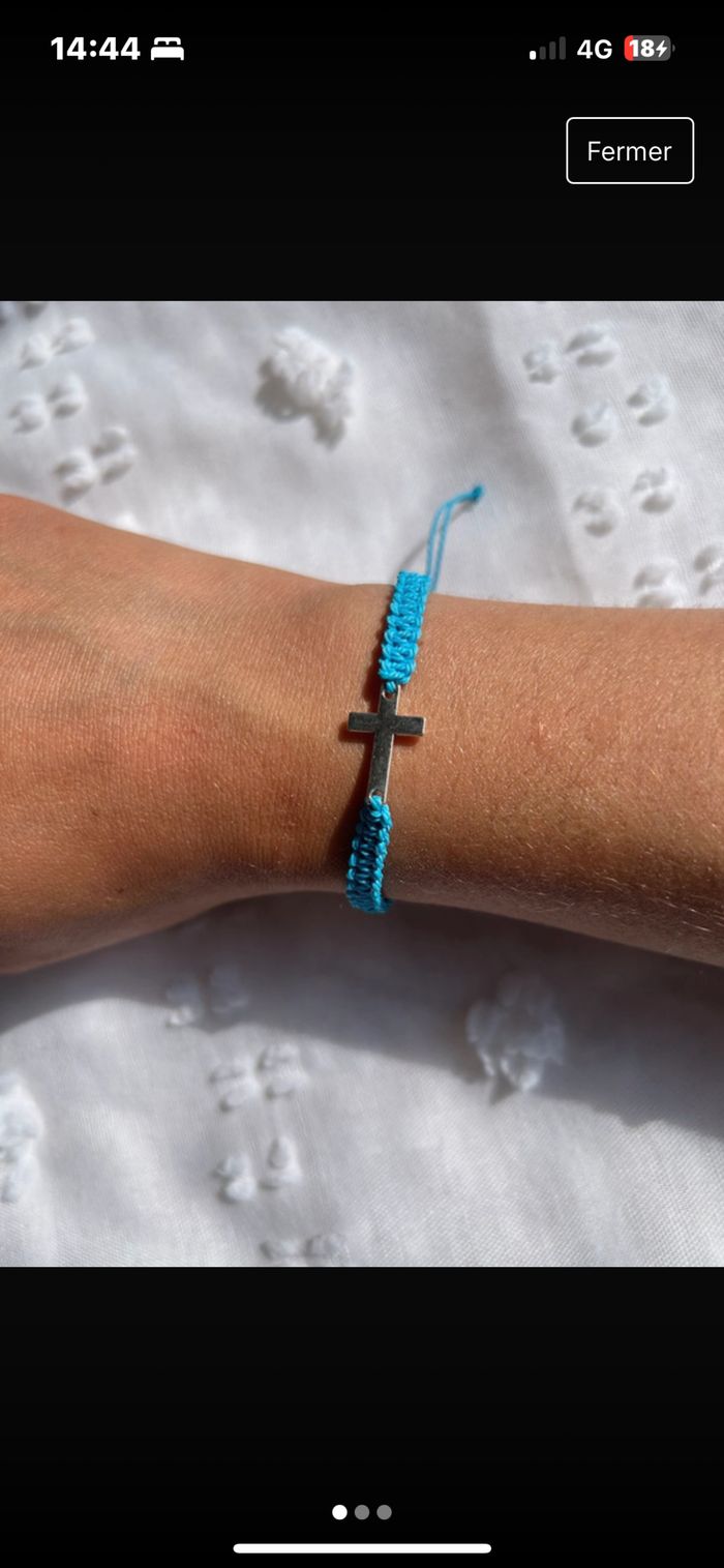 Bracelet avec croix