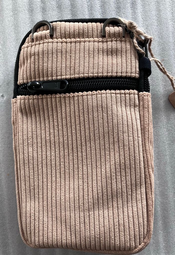 Pochette téléphone Cabaia Luxor - photo numéro 4