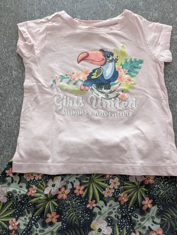 Ensemble été bébé fille 2/3 ans - photo numéro 2
