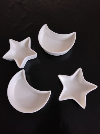 Petits plats apéritif neufs 