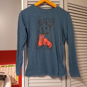 Tee shirt manches longues bleu à motifs