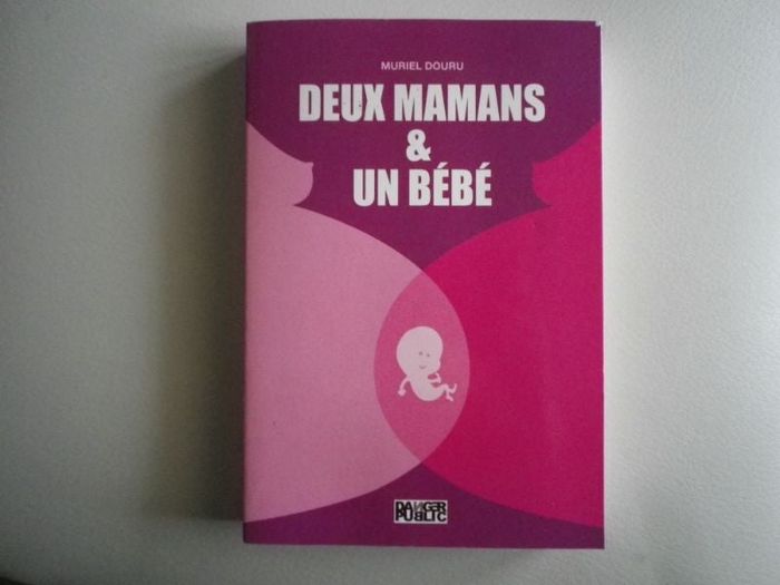DEUX MAMANS & UN BEBE