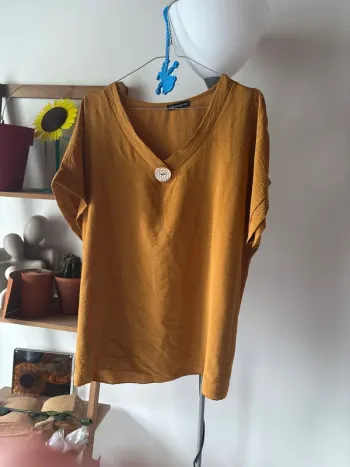 Tee-shirt moutarde