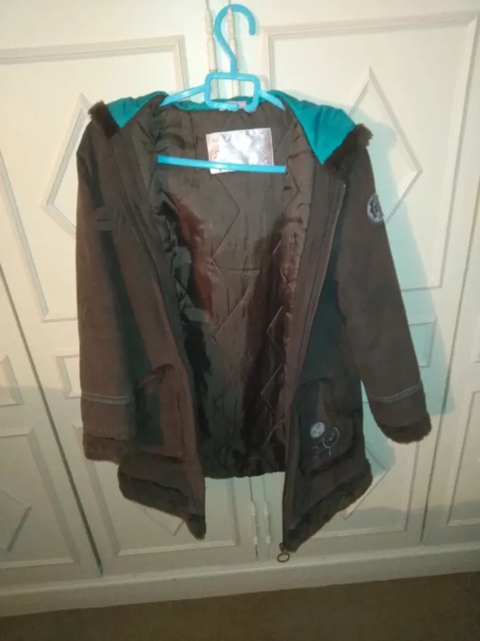 Manteau marron long - photo numéro 2