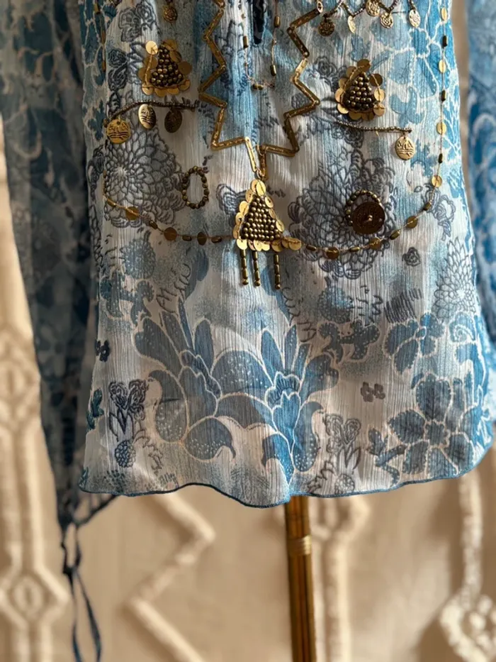 Blouse transparente bohème bleue à sequins dorés – earthygirl ethnique bohemian chic – taille unique - photo numéro 4