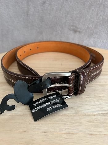 Ceinture en cuir marron taille 105 cm