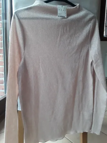 Pull fin col montant