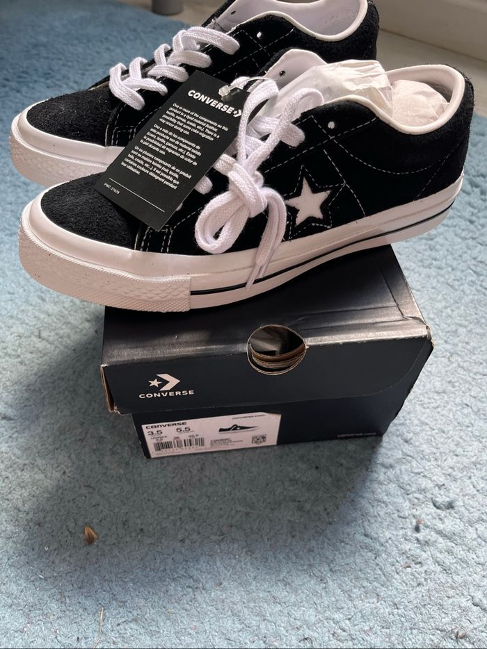 Chaussure Converse neuf - photo numéro 2
