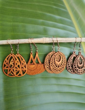 A5 lot de 4 paires de boucles bois naturel bohème