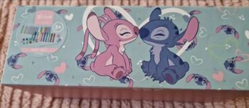 Coffret de dessin Stitch et Angel