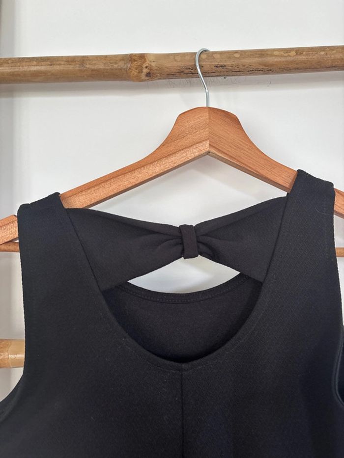Robe noire 12 ans - photo numéro 3