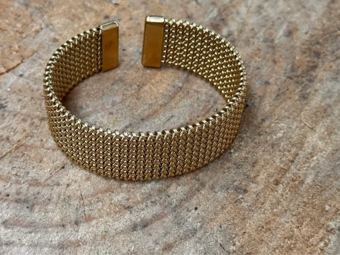 Bracelet jonc  large ouvert  habaha Paris mailles serrées acier inoxydable or - photo numéro 5