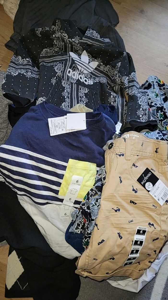 Gros lot vêtements garçon 3-4 ans