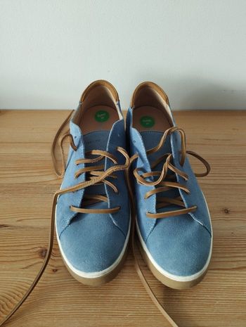 Chaussures Femme Geox taille 37 mais taille grand longueur 26 cm