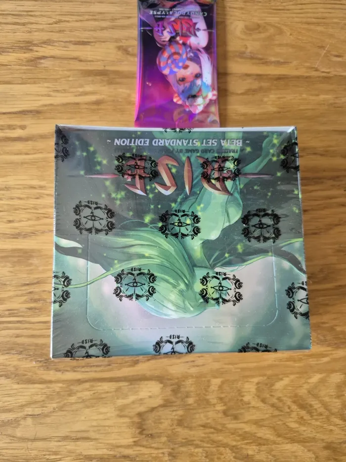 Display Bêta Set Anglais + 1 Booster Sample Candypocalypse Ang / Rise TCG Neuf Scellé - photo numéro 2