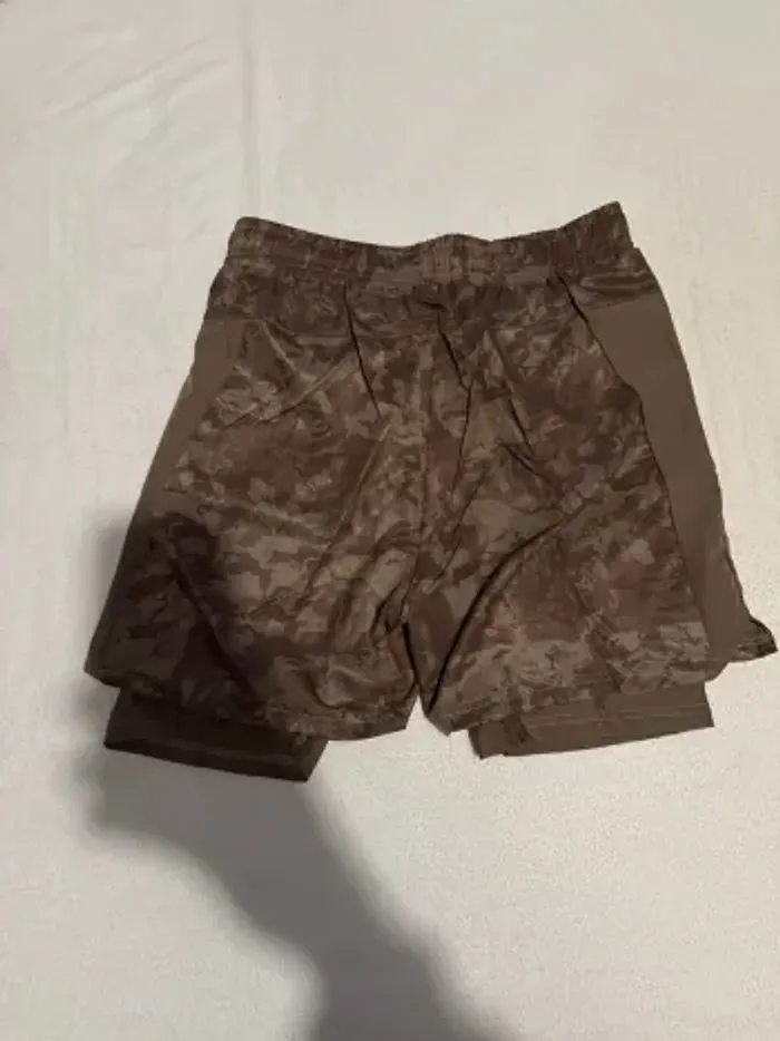 Short own the run spray dye 2-in-1 taille XL - photo numéro 3