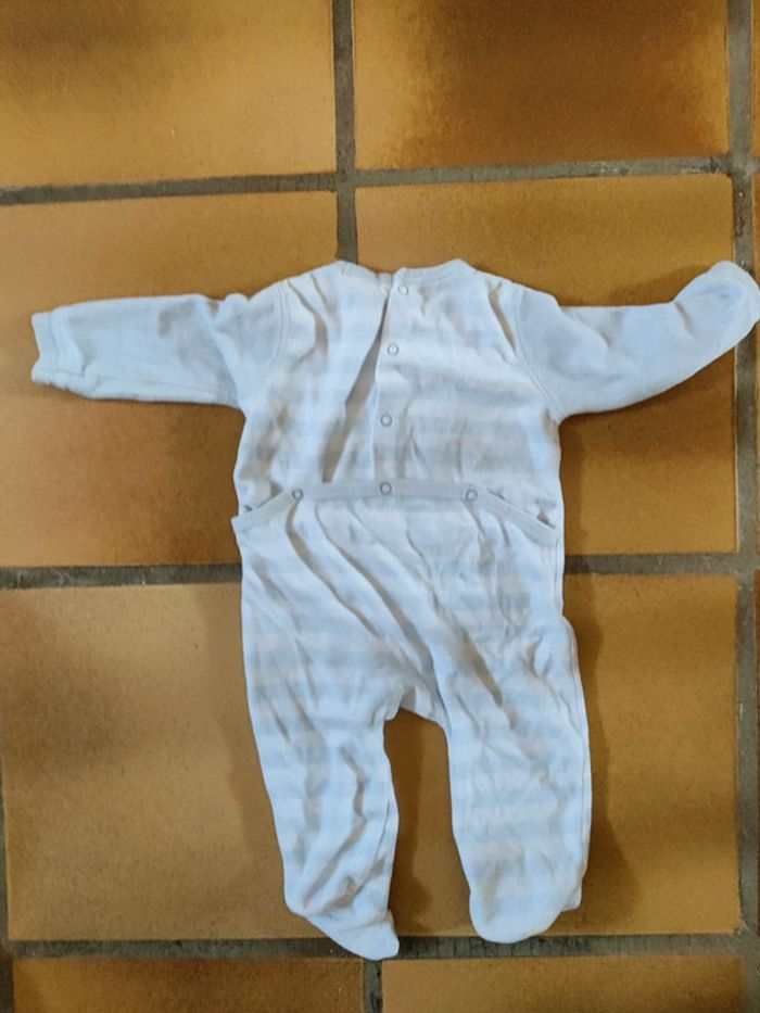 Grenouillère 6 mois - photo numéro 4