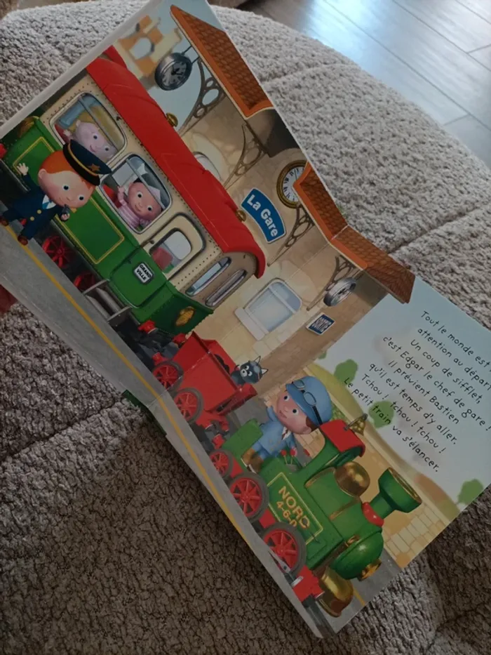 Livre P'tit garçon : Le train de Bastien - photo numéro 11