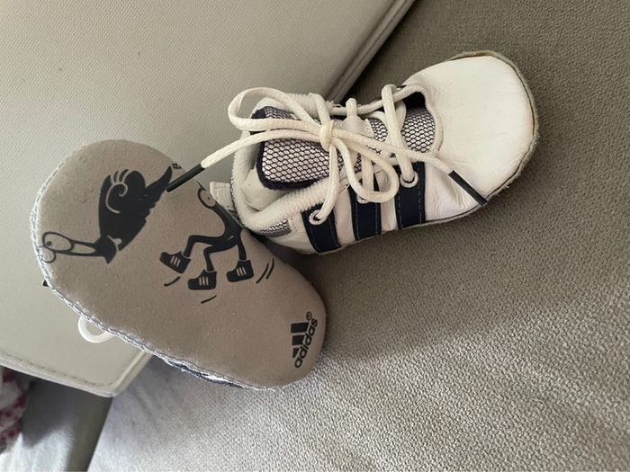 Chaussure bébé Adidas - photo numéro 2