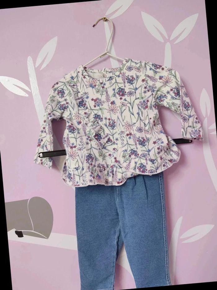 Ensemble (Haut + pantalon ) 6 mois - photo numéro 1