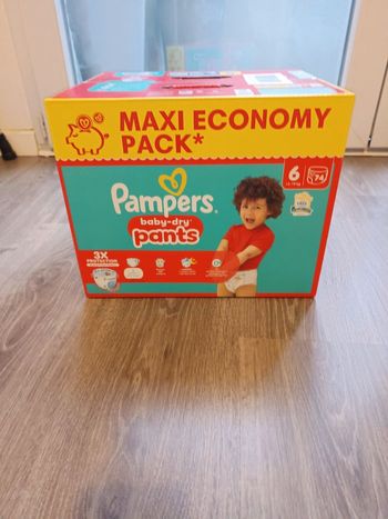 1 carton Pampers taille 6 