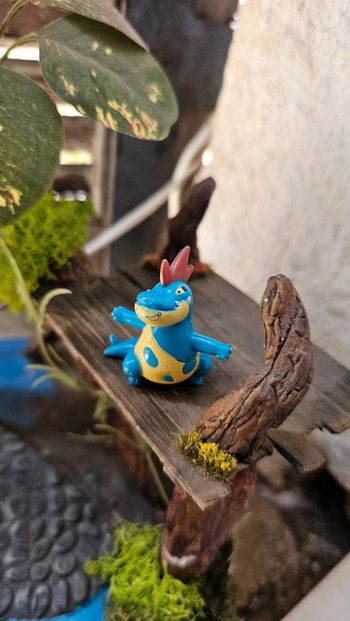 Super figurine Pokemon crocodil