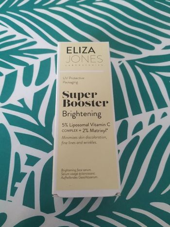 Sérum visage éclaircissant et sérum anti- imperfection offert