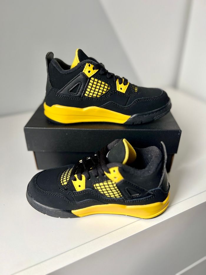 Air Jordan 4 yellow Thunder noir et jaune 28 - photo numéro 3