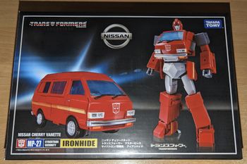 TakaraTomy Transformers G1 Masterpiece MP-27 Ironhide +addon