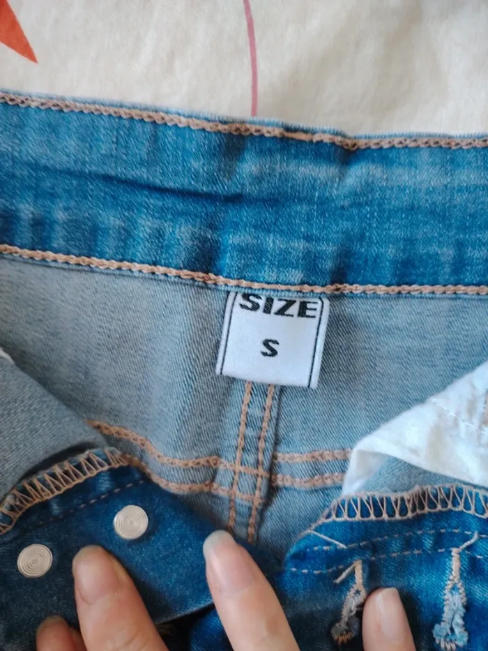 Short en jean taille S - photo numéro 9