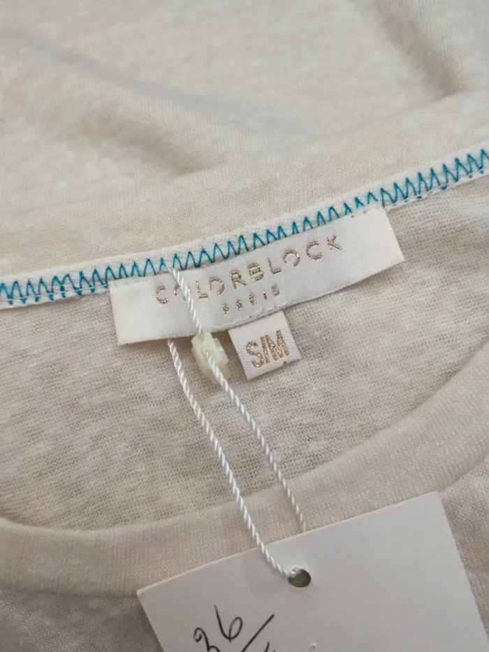 T-shirt ColorBlock Paris – Taille SM – Neuf avec étiquette - photo numéro 5