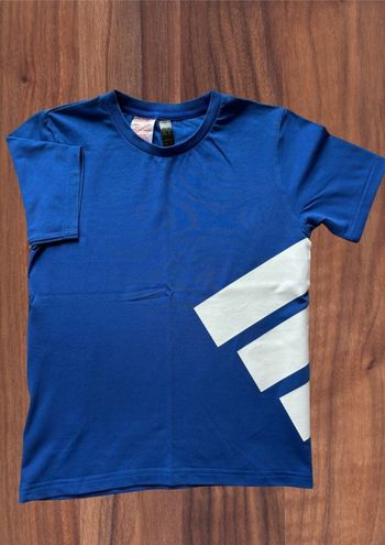 Lot de 3 t-shirt Adidas garçon taille 9-10 ans très bon état