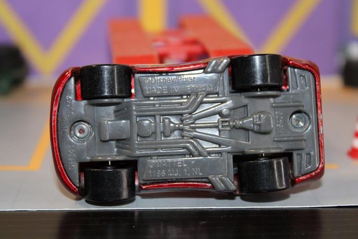 Disney Pixar cars Flash Mc Queen - photo numéro 10