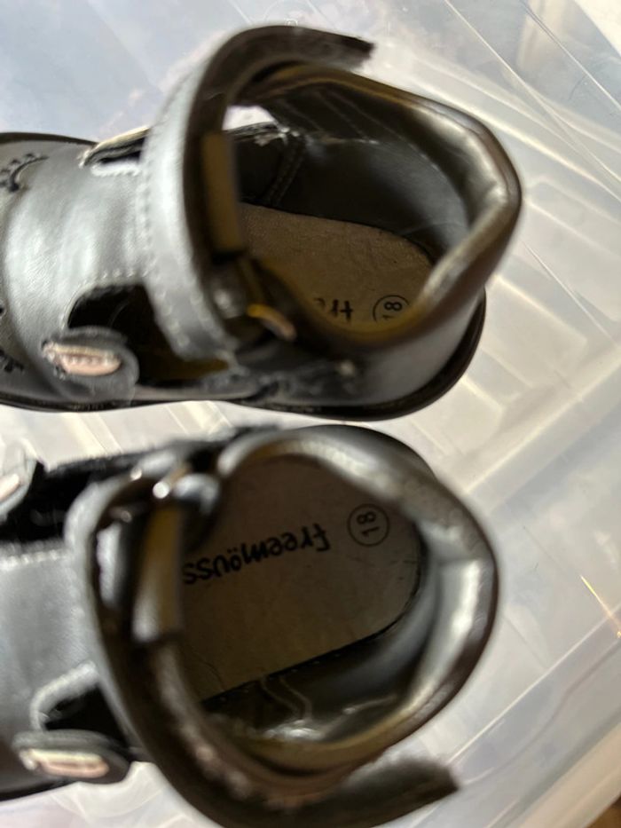 Chaussures 18 - photo numéro 3