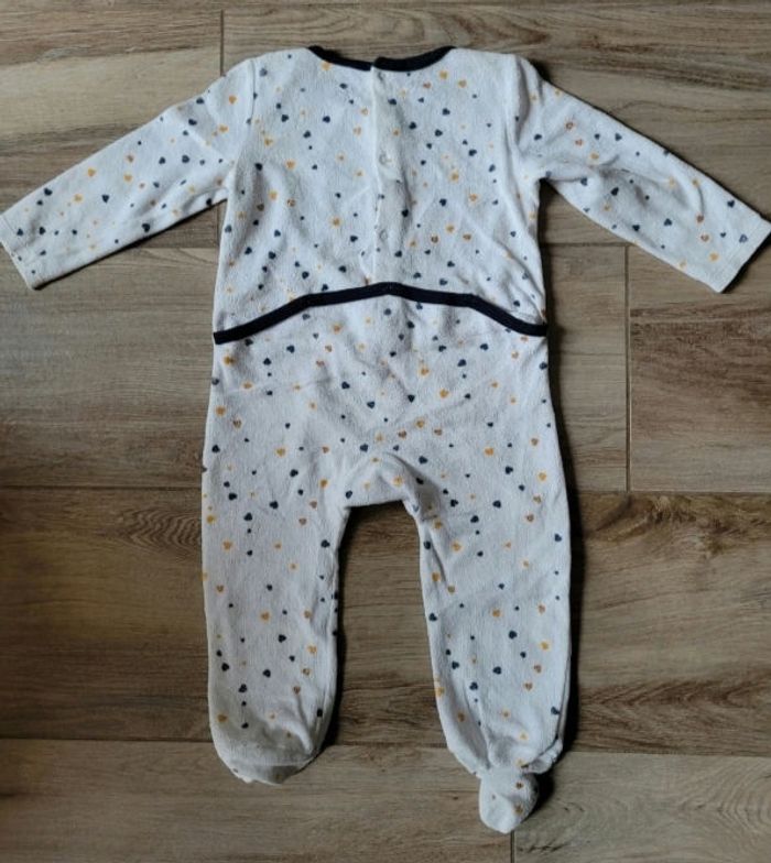 Pyjama motif cœur taille 18 mois - photo numéro 3