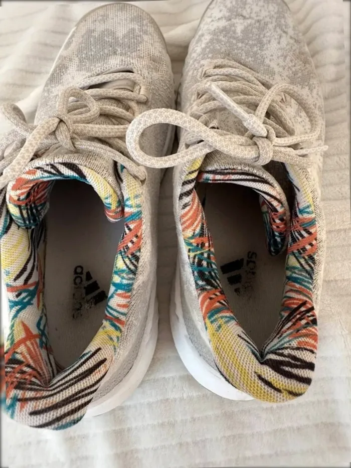 Adidas James Harden chaussures de basket taille 40 2/3 - photo numéro 6