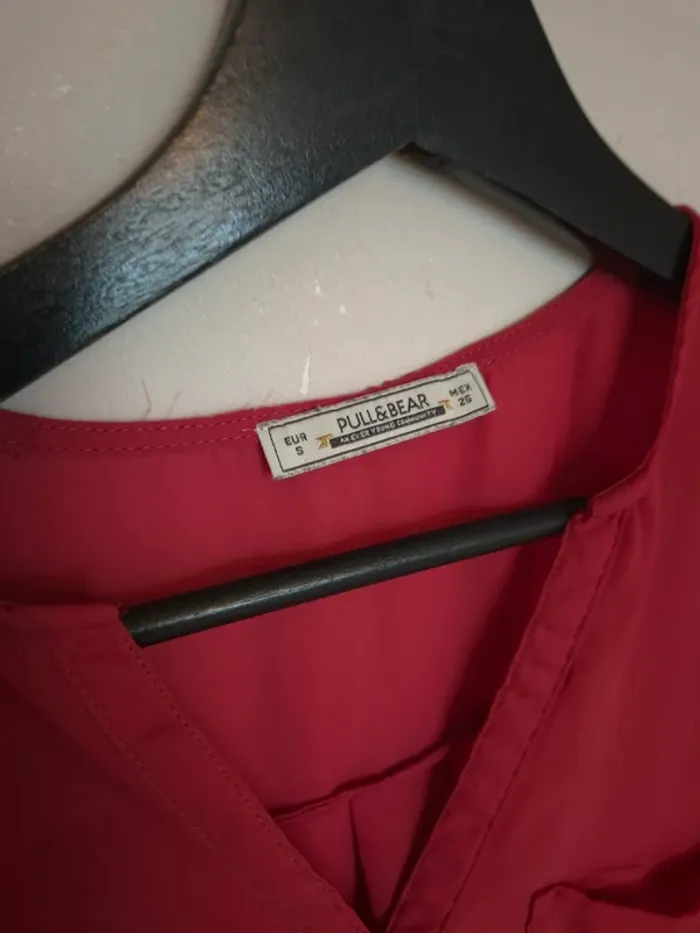 Blouse rouge Pull &Bear taille S - photo numéro 5